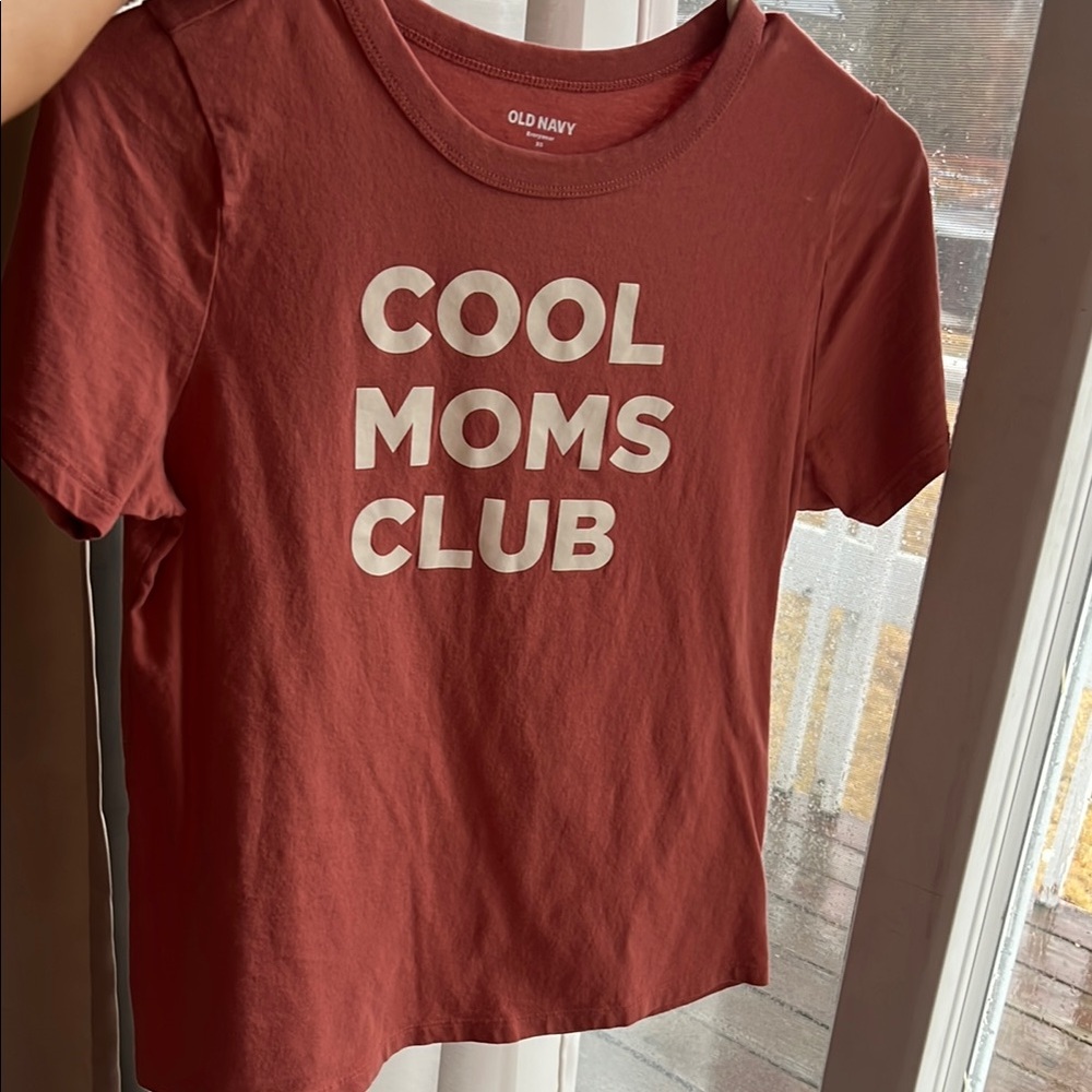 Old Navy Kids Cool Moms Club T-Shirt